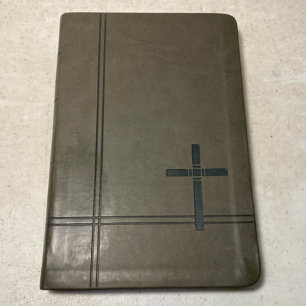 KJV Deluxe Gift & Award Bible (Gray) (King James Bible) Red Letter by Barbour